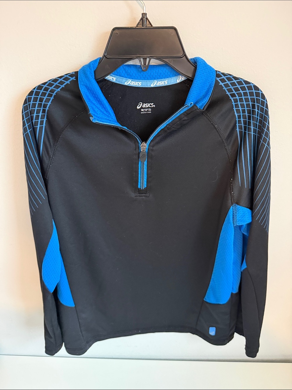 ASICS kids Black and Blue Half-Zip Performance Pullover